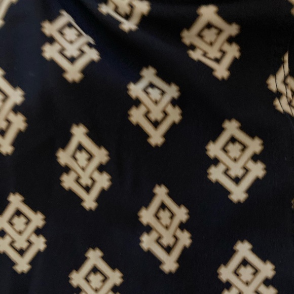 ๐๐ TORY BURCH DIAMOND LOGO 1 PIECE๐๐ - Picture 7 of 14